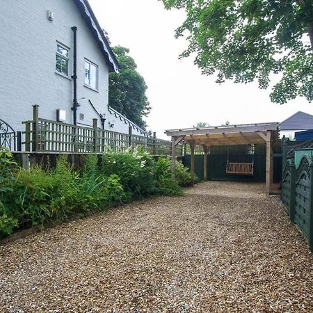 Cosy Cottage Old Clee Exterior foto